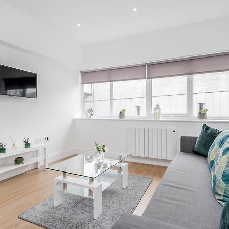 2 Bedroom Apartment At Modernview Serviced Accommodation Watford Town Centre F15 Exterior foto